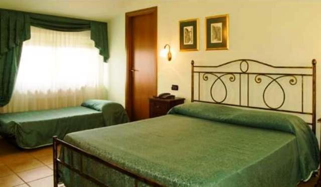 Dominus Hotel Sigillo Exterior photo